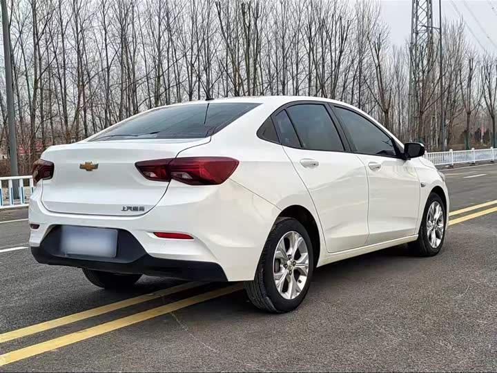 Фото 7 - Chevrolet Onix (Cavalier)