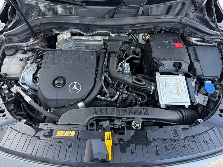 Фото 13 - Mercedes-Benz GLA-Class