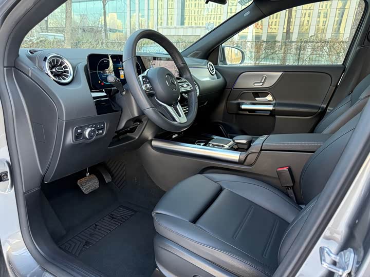 Фото 7 - Mercedes-Benz GLA-Class