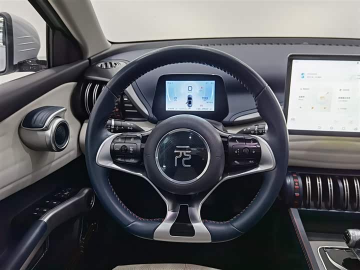 Фото 11 - BYD Yuan Plus