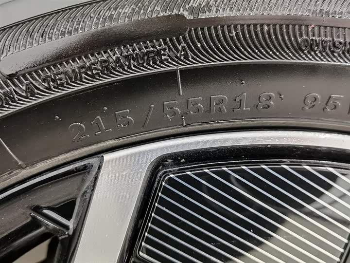 Фото 24 - BYD Yuan Plus