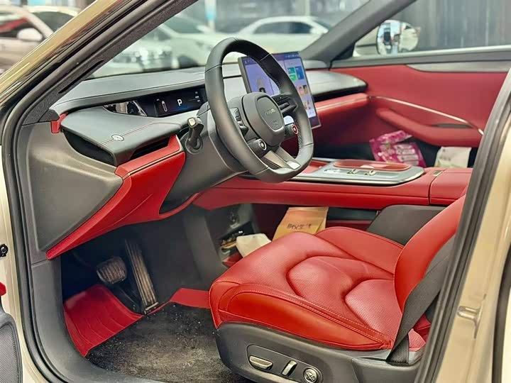 Фото 9 - Xiaomi SU7