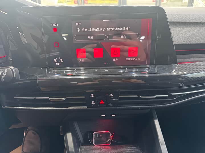 Фото 6 - Volkswagen Golf