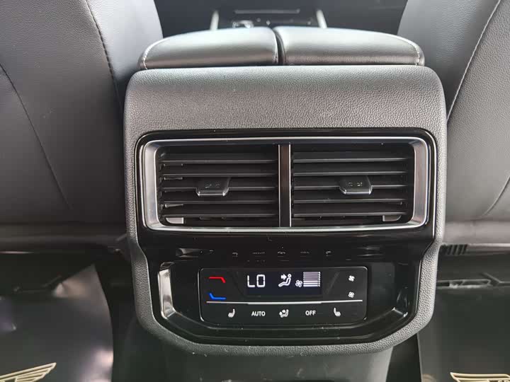 Фото 17 - Volkswagen Teramont Pro