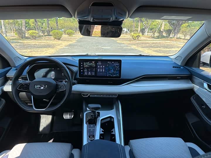 Фото 14 - Geely Preface