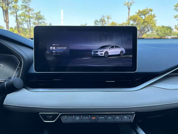 Фото 27 - Geely Preface