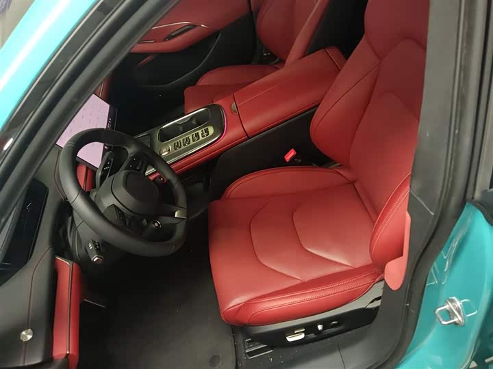 Фото 7 - Xiaomi SU7