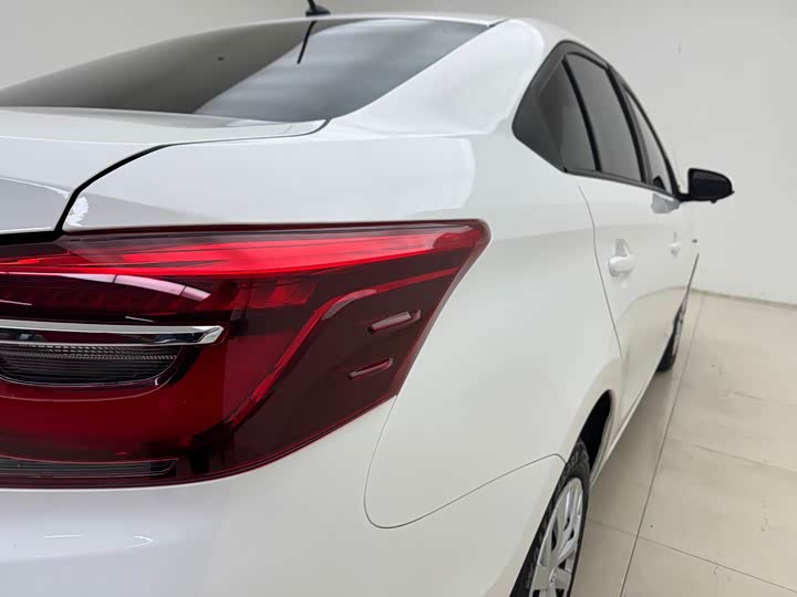 Фото 11 - Toyota Vios