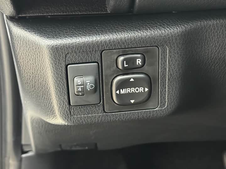 Фото 16 - Toyota Vios