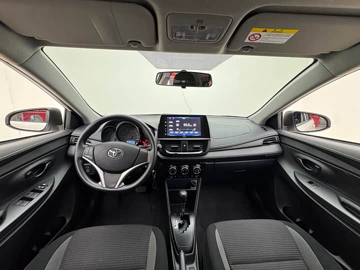 Фото 20 - Toyota Vios