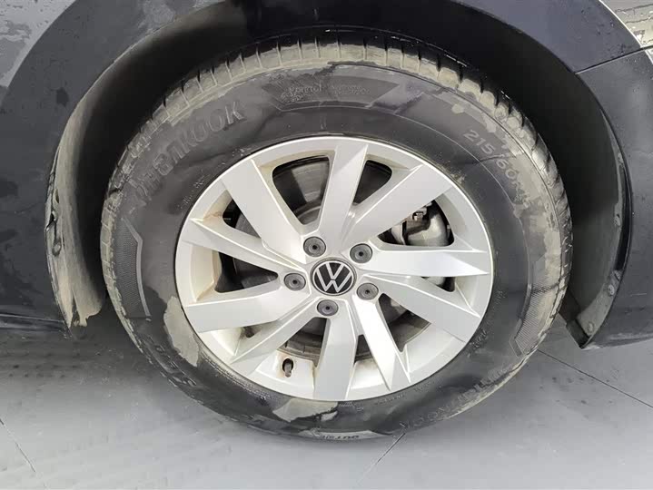 Фото 6 - Volkswagen Passat