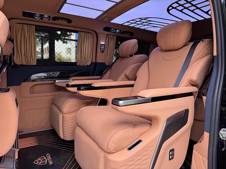 Фото 13 - Mercedes-Benz Vito