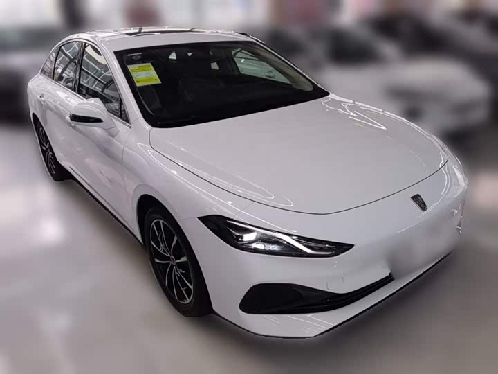 Фото 7 - Roewe D7