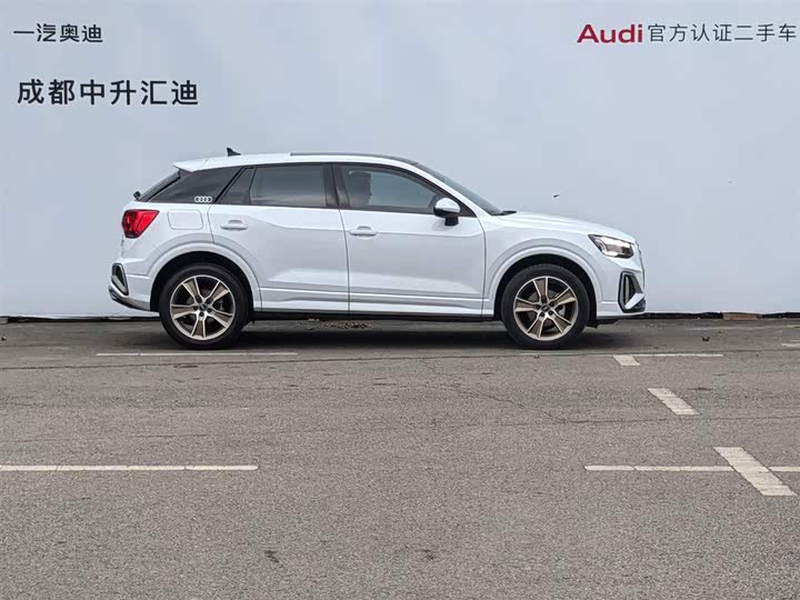Фото 3 - Audi Q2L