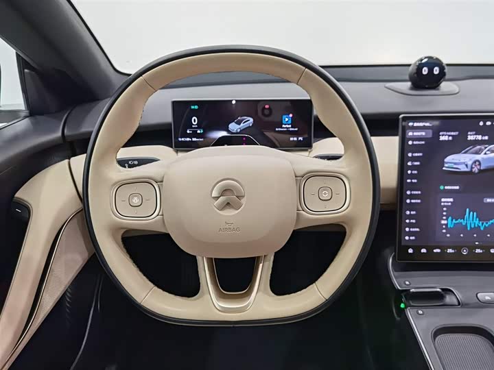 Фото 11 - Nio ET5