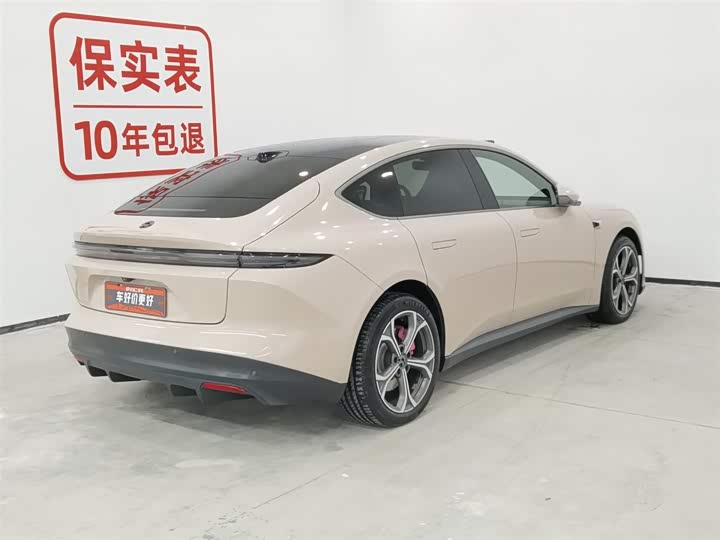 Фото 2 - Nio ET5