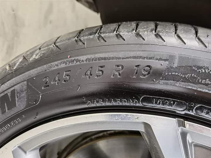 Фото 24 - Nio ET5