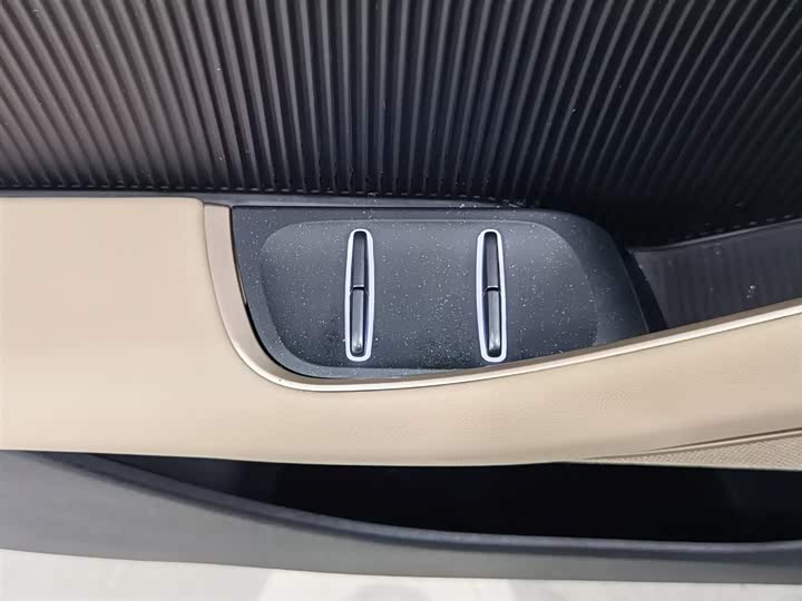 Фото 9 - Nio ET5