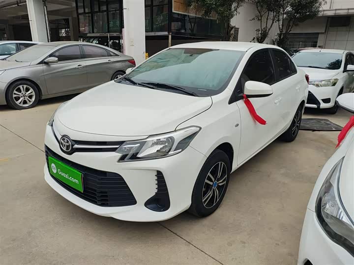 Фото 1 - Toyota Vios