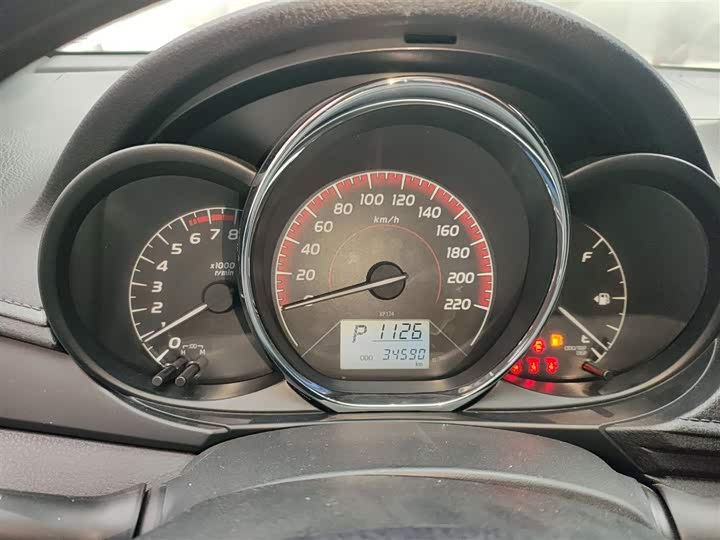 Фото 12 - Toyota Vios