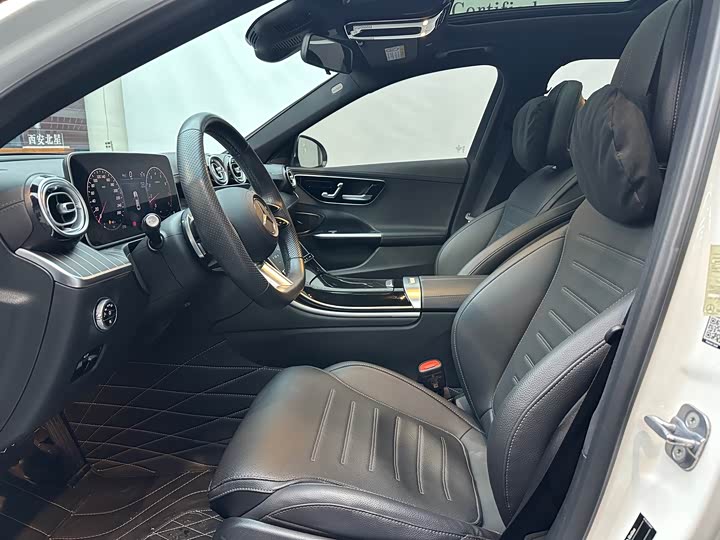 Фото 10 - Mercedes-Benz C-Class