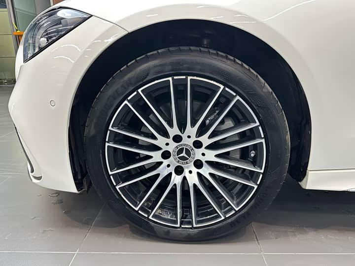 Фото 12 - Mercedes-Benz C-Class