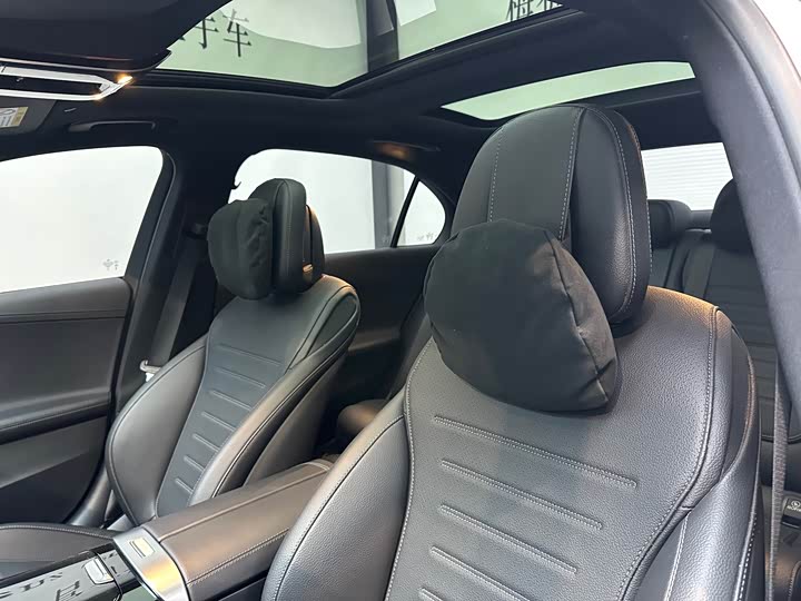 Фото 16 - Mercedes-Benz C-Class