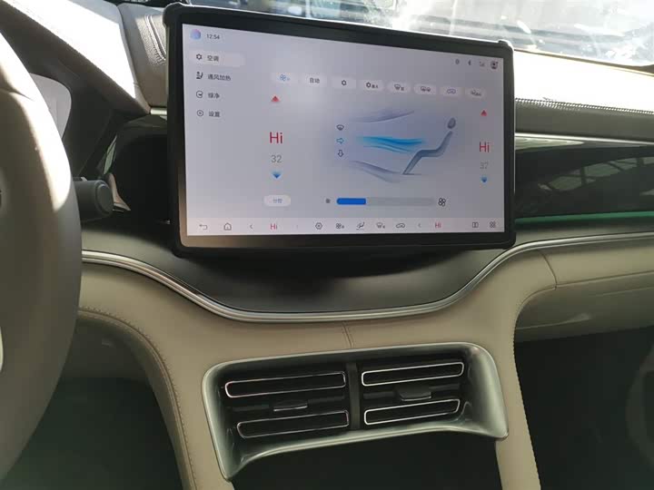 Фото 13 - BYD Song Plus Hybrid/EV