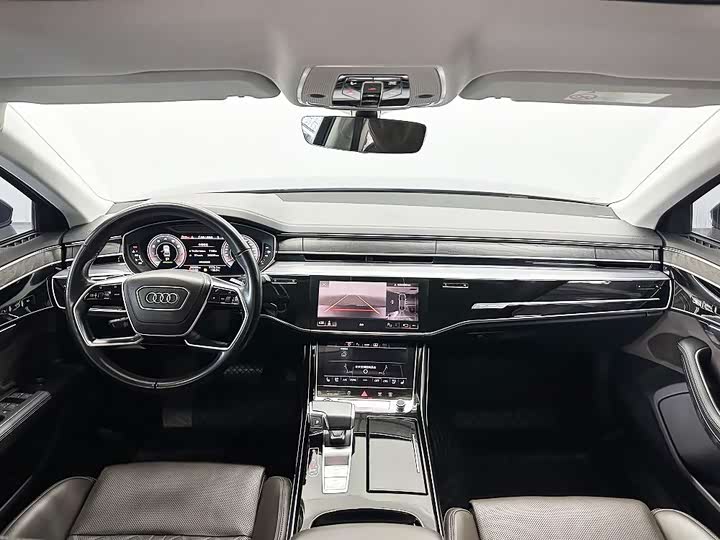 Фото 6 - Audi A8