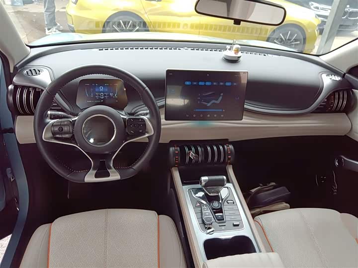 Фото 10 - BYD Yuan Plus