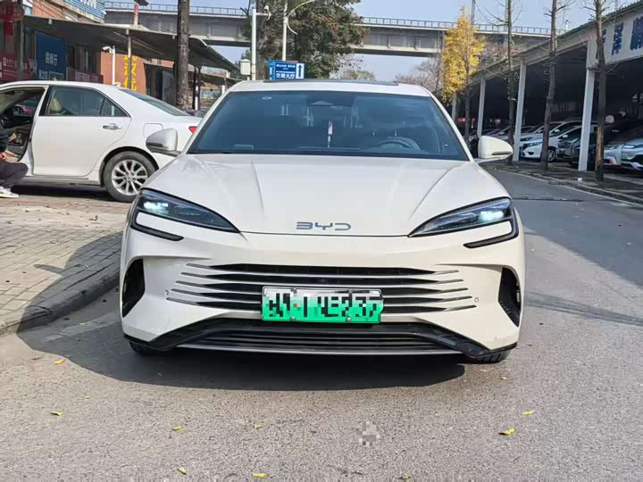 Фото 2 - BYD Seal