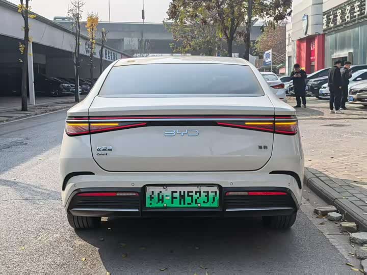 Фото 8 - BYD Seal