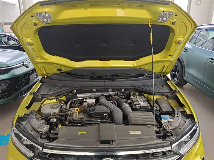 Фото 10 - Volkswagen T-Roc