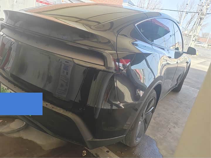 Фото 4 - Tesla Model Y