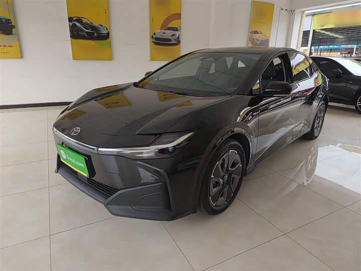 Фото 2 - Toyota bZ3