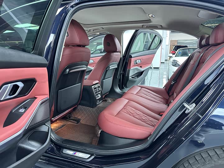 Фото 11 - BMW 3 Series