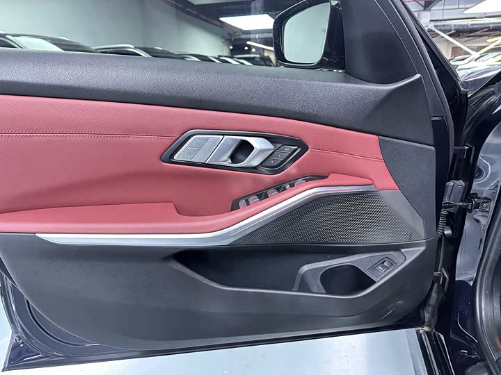 Фото 7 - BMW 3 Series