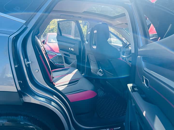 Фото 13 - Jetour Dashing