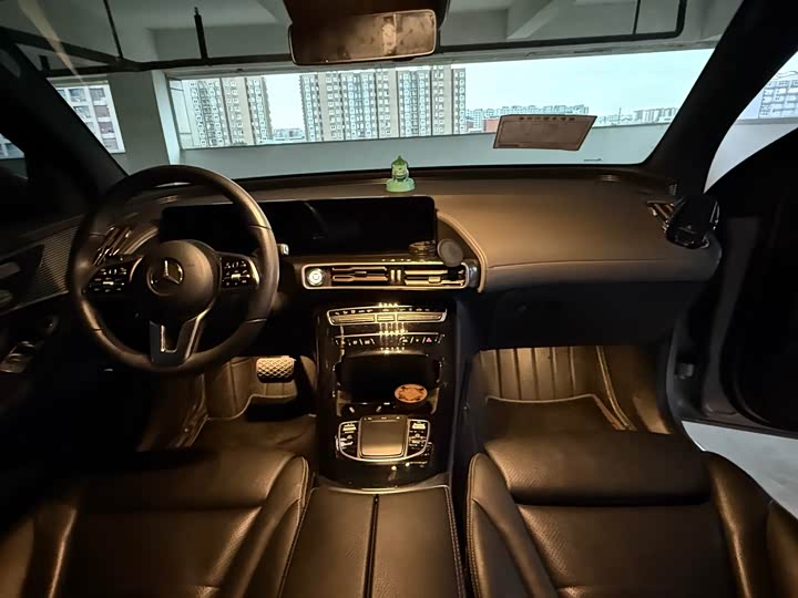 Фото 8 - Mercedes-Benz EQC