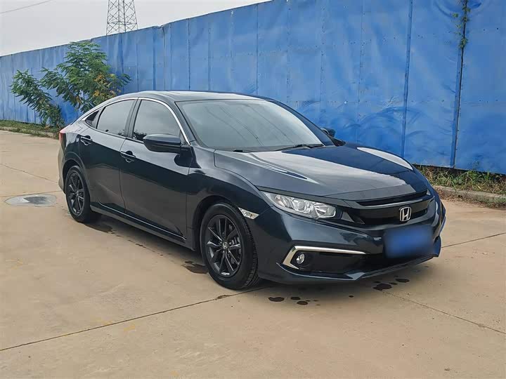 Фото 4 - Honda Civic