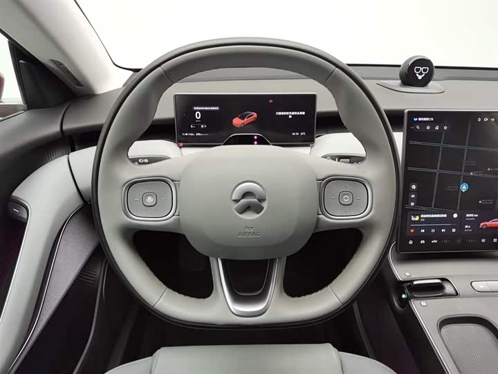 Фото 11 - Nio ET5