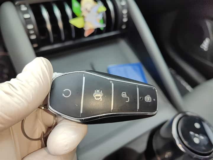 Фото 12 - BYD Yuan Plus