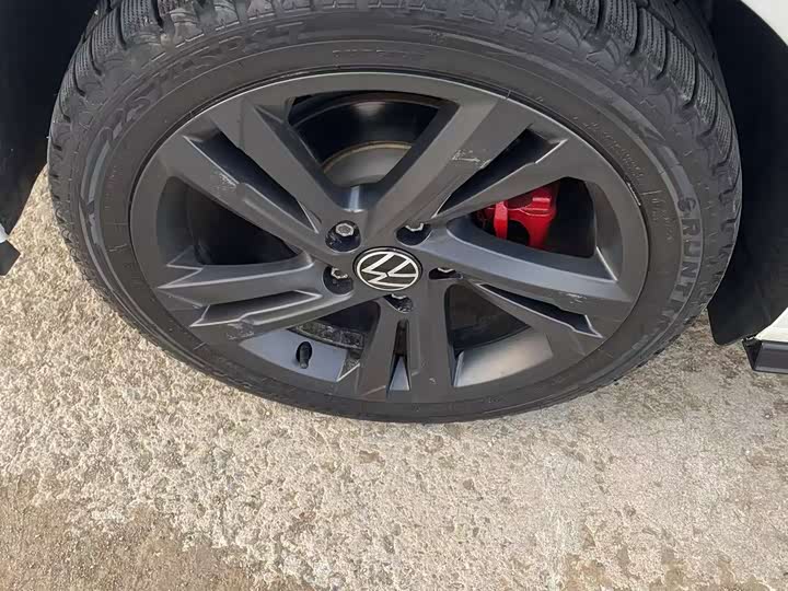 Фото 15 - Volkswagen Golf