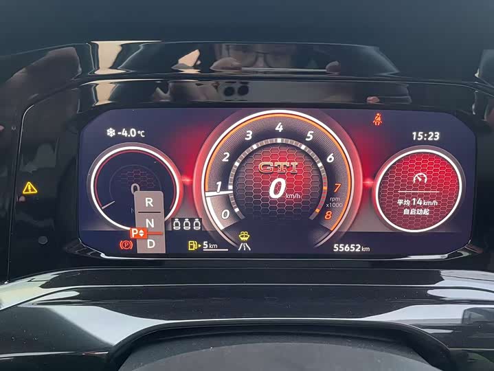 Фото 21 - Volkswagen Golf