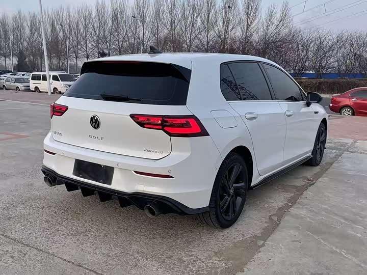 Фото 9 - Volkswagen Golf