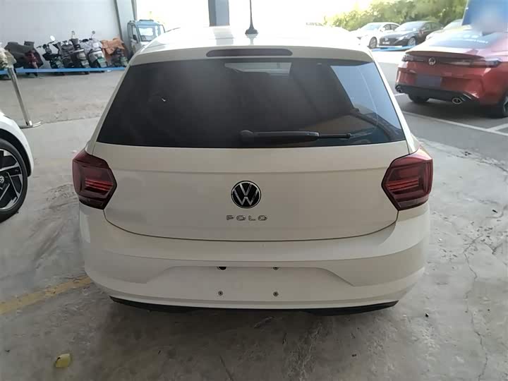 Фото 6 - Volkswagen Polo