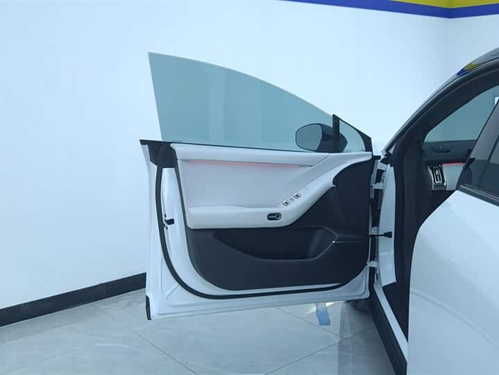 Фото 7 - XPeng F57