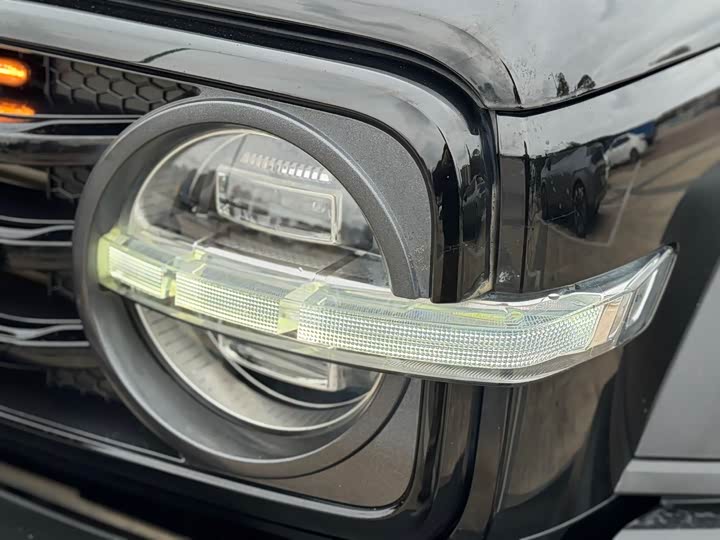 Фото 10 - Tank 300