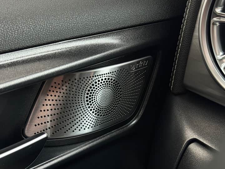 Фото 25 - Tank 300