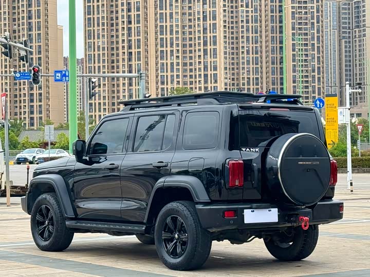 Фото 7 - Tank 300